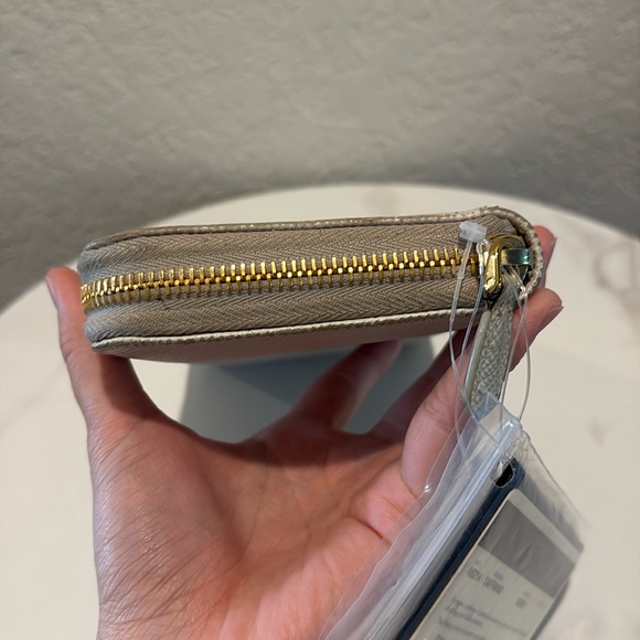 Prada Milano All Around Zip Long Wallet with authenticity - Picture 3 of 14
